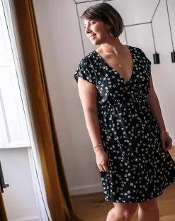 Aatise Robe Noire En Lenzing® Ecovero® - Zomi 7 Aatise Robe Noire En Lenzing® Ecovero® - Zomi -Thinking Mu Soldes 8076