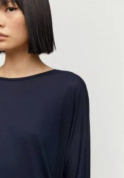 Armedangels Top Tencel® - Jaady -Thinking Mu Soldes ARMEDANGELS Top JAADY bleu 2 f257130d 7e48 48e7 b901 1ed438a464cc