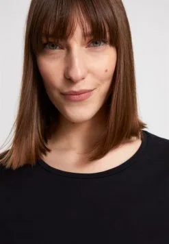 Armedangels Top Coton Biologique - Neaa 9 Armedangels Top Coton Biologique - Neaa -Thinking Mu Soldes ARMEDANGELS Top NEAA noir 3 80fda123 3f37 413c 9d43 16e951997e87