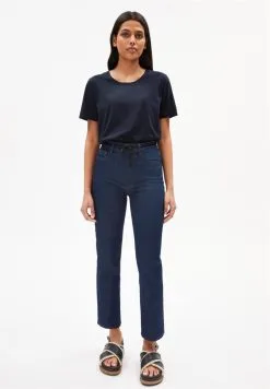 Armedangels T-shirt Coton Biologique - Minaa -Thinking Mu Soldes ARMEDANGELS T shirt MINAA Bleu marine 5 75d9d6b1 b741 45ea 96b3 8a212ceff557