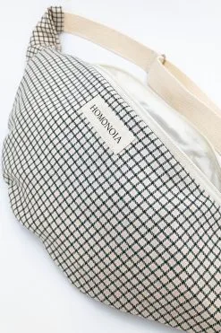 Homonoia Banane XL Velours Upcyclé -Thinking Mu Soldes BananeXLcarreauxvertetrose4