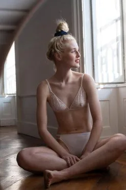 BOTT Lingerie Soutien-gorge En Fibres Recyclées - La First -Thinking Mu Soldes Bott lingerie soutien gorge sans armatures culotte haute la first confort ecoresponsable