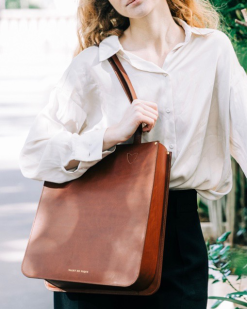 Valet De Pique Sac à Main Cuir Tannage Végétal - Léonie 15 Valet De Pique Sac à Main Cuir Tannage Végétal - Léonie -Thinking Mu Soldes CabasencuirpleinfleurmadeinFranceCabas