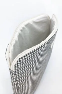 Homonoia Housse Ordinateur Coton Upcyclé -Thinking Mu Soldes Housseordivichy4