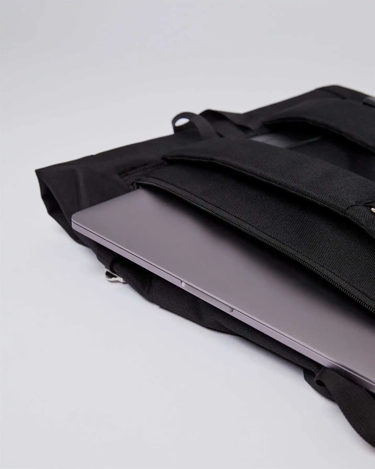 Sandqvist Sac à Dos Polyester Recyclé - Ilon 6 Sandqvist Sac à Dos Polyester Recyclé - Ilon – Image 4