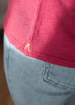 KIPLUZET T-shirt Lin - Zingaro -Thinking Mu Soldes Kipluzet T shirt Lin ZINGARORougeJU9