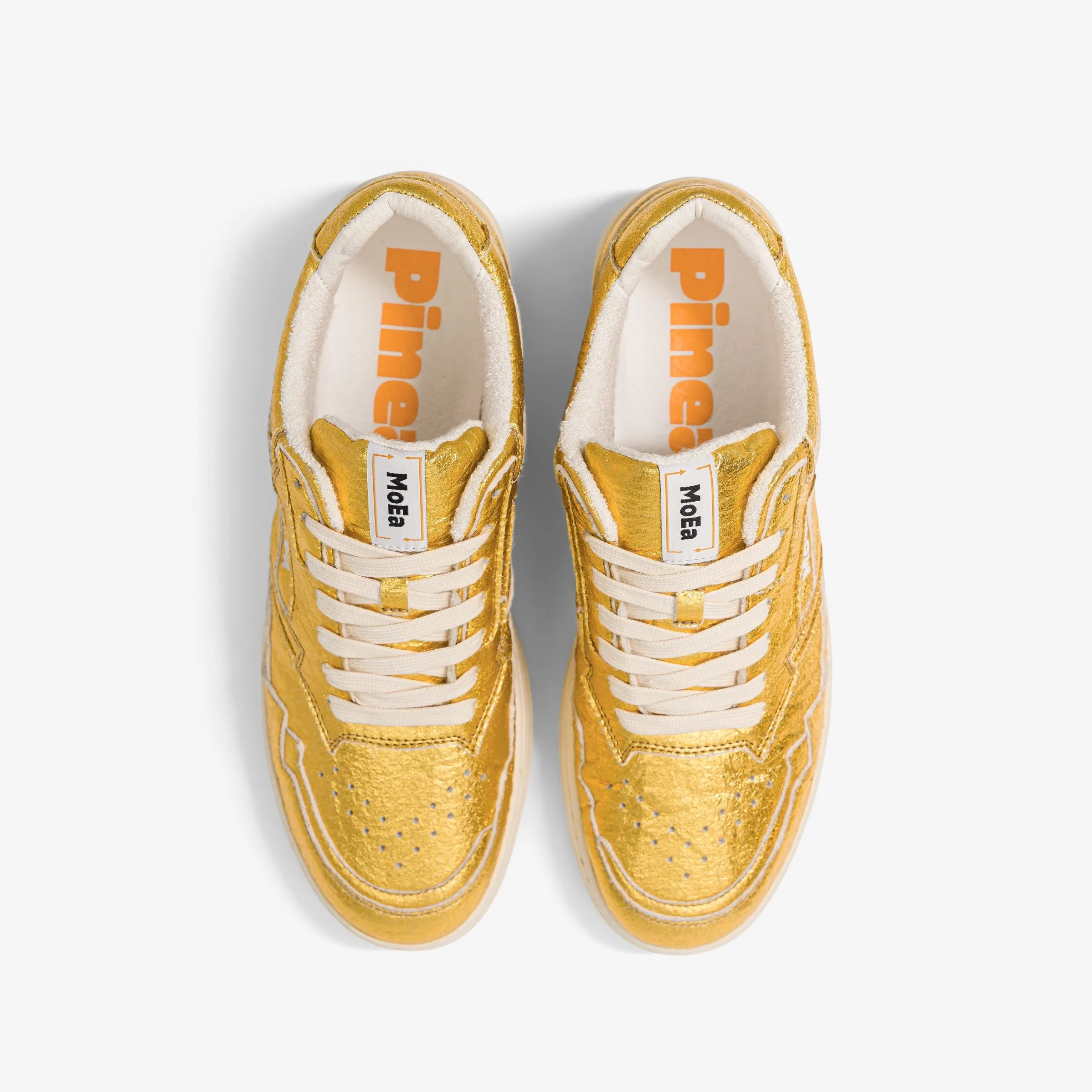 MoEa Baskets Or Cuir D'ananas - Gen1 5 MoEa Baskets Or Cuir D'ananas - Gen1 – Image 3