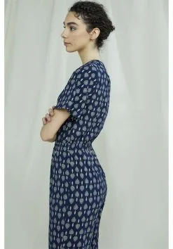 People Tree Combinaison Coton Biologique - Isabella 9 People Tree Combinaison Coton Biologique - Isabella -Thinking Mu Soldes PEOPLE TREE Combi bleu Isabella 2 48329dcc c666 43c6 9286 ed2e1b4be6f6