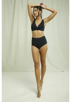 People Tree Soutien-gorge Coton Biologique - Triangle -Thinking Mu Soldes PEOPLE TREE Lace soutien gorge noir 4