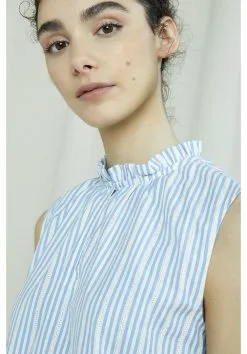 People Tree Débardeur Coton Biologique - Elora -Thinking Mu Soldes PEOPLE TREE Top bleu Elora 2 3