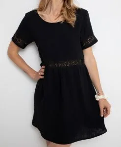 April & C Robe Courte Coton Biologique - Robine 8 April & C Robe Courte Coton Biologique - Robine -Thinking Mu Soldes Petite robe noire gaze de coton biologique GOTS fabriquee en France eco responsable