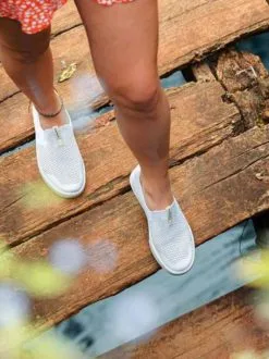 Saola Shoes Baskets Blanches En Fibres Recyclées - Virunga 10 Saola Shoes Baskets Blanches En Fibres Recyclées - Virunga -Thinking Mu Soldes SAOLASHOES VIRUNGABLANC 3