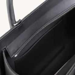 Lerisa Sac à Main En Fibres Recyclées - L -Thinking Mu Soldes Sac Lerisa noir doublure