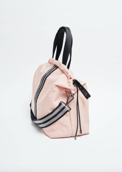 ACE Bag Totebag En Econyl® - Ace -Thinking Mu Soldes Skarmavbild 2019 10 02 kl. 16.38.18