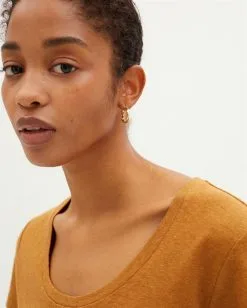 Thinking Mu T-shirt Chanvre - Regina -Thinking Mu Soldes THINKING MU T shirt chanvre REGINA marron 3 0a612348 e6d9 4cef 9ab3 7c7b4863fae4