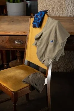 Girafon Bleu T-shirt Coton Biologique - Girafleur -Thinking Mu Soldes Tee shirt coton bio kaki unisexe girafonbleu 1624292147