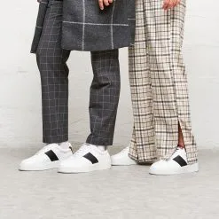 Caval Baskets En Cuir - Imperial Black -Thinking Mu Soldes caval baskets depareillees imperial black mannequin homme femme