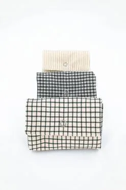 Homonoia Mini-pochette Matière Upcyclée 12 Homonoia Mini-pochette Matière Upcyclée -Thinking Mu Soldes minipochette3 e2ec0659 597a 4d26 951f 60b557b987a1