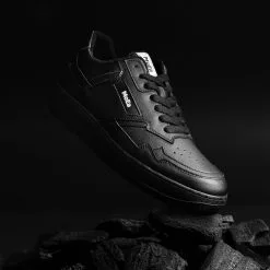 MoEa Baskets Noires Cuir De Raisin - Gen1 -Thinking Mu Soldes moea full black detail carbon 1