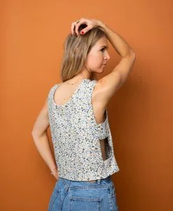 April & C Top Coton Biologique - Till -Thinking Mu Soldes top fleuri crop top ouvert sur les cotes bandes cotes made in france 100 coton biologique gots